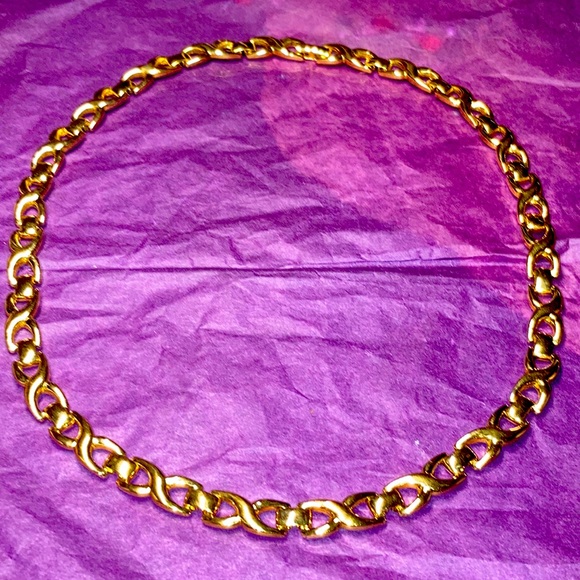 Monet Jewelry - Vintage MONET  Neaklace